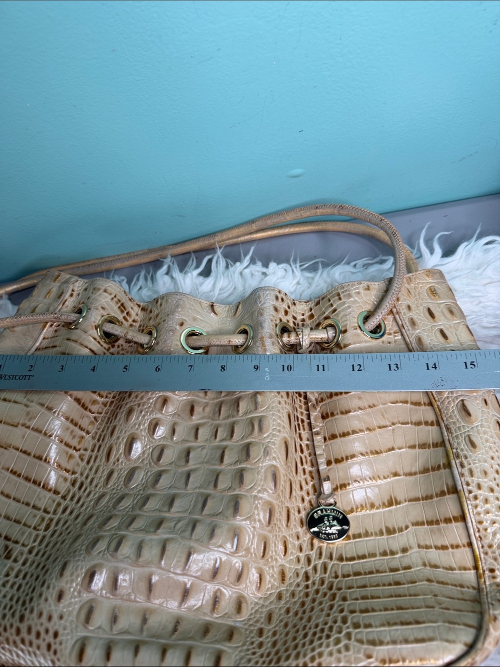 Brahmin Beige Croc-Embossed Drawstring Shoulder Bag with Matching Wallet - Picture 12 of 17